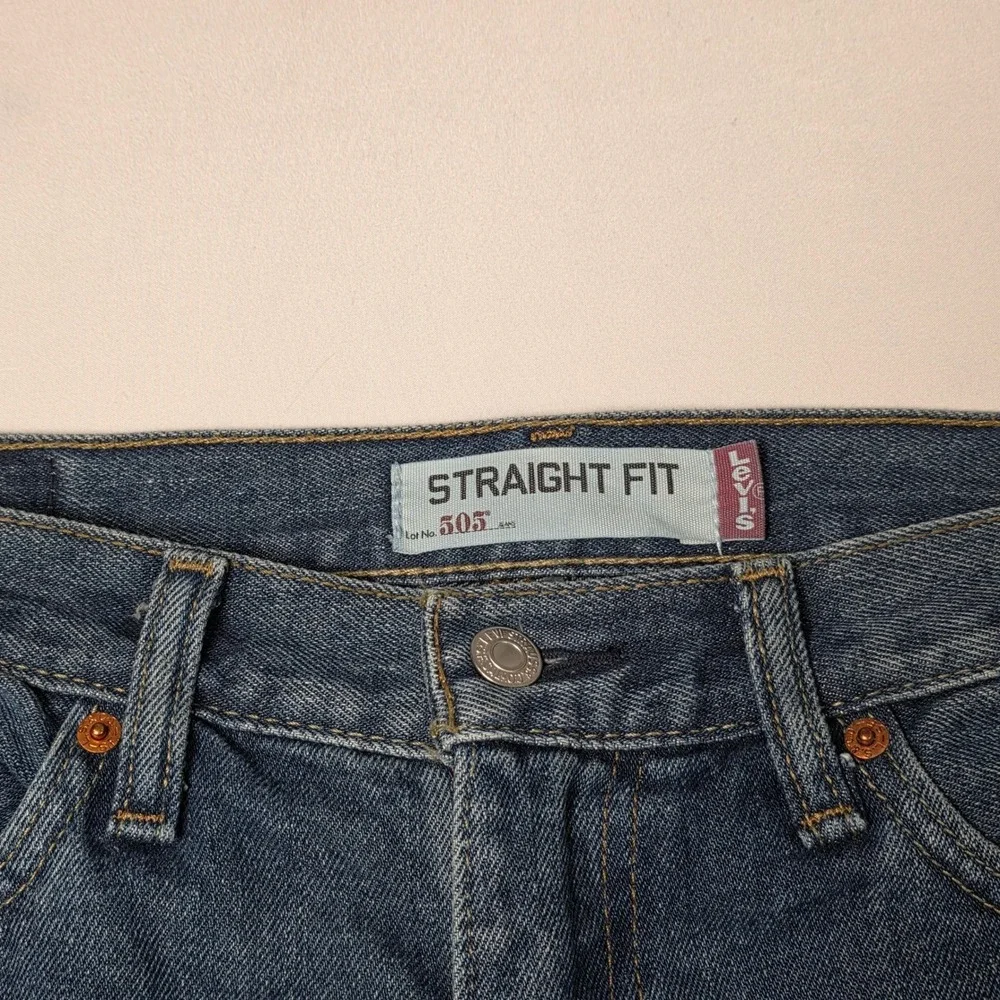 Levi's 505 Straight Fit Jeans Mens‎ 32x30 Blue Medium Wash 100% Cotton Denim